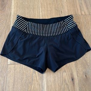 Lululemon Run Times Shorts, Size 6